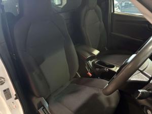 Isuzu D-MAX 1.9 Ddi L 4X4 automatic S/C - Image 13