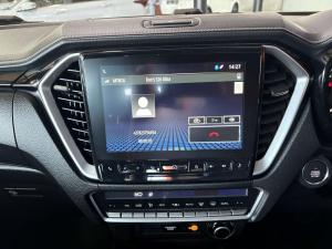 Isuzu D-MAX 3.0 Ddi V-CROSS4X4 automatic D/C - Image 13