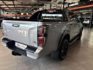 Isuzu D-MAX 3.0 Ddi V-CROSS4X4 automatic D/C - Image 5