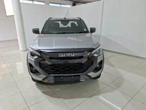 Isuzu D-Max 3.0TD double cab V-Cross - Image 4