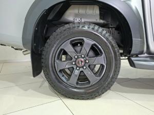 Isuzu D-Max 3.0TD double cab V-Cross - Image 6