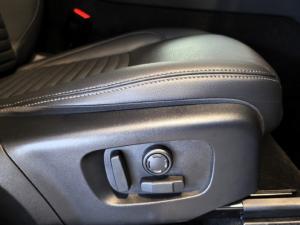 Land Rover Discovery Sport D200 Landmark - Image 24