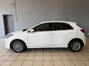 Kia Rio hatch 1.4 LX auto - Image 2