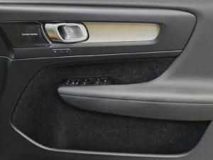 Volvo XC40 D4 AWD Inscription - Image 21