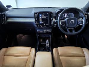 Volvo XC40 D4 AWD Inscription - Image 4