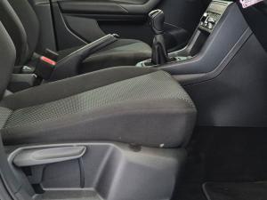 Volkswagen T-Cross 1.0TSI manual - Image 17