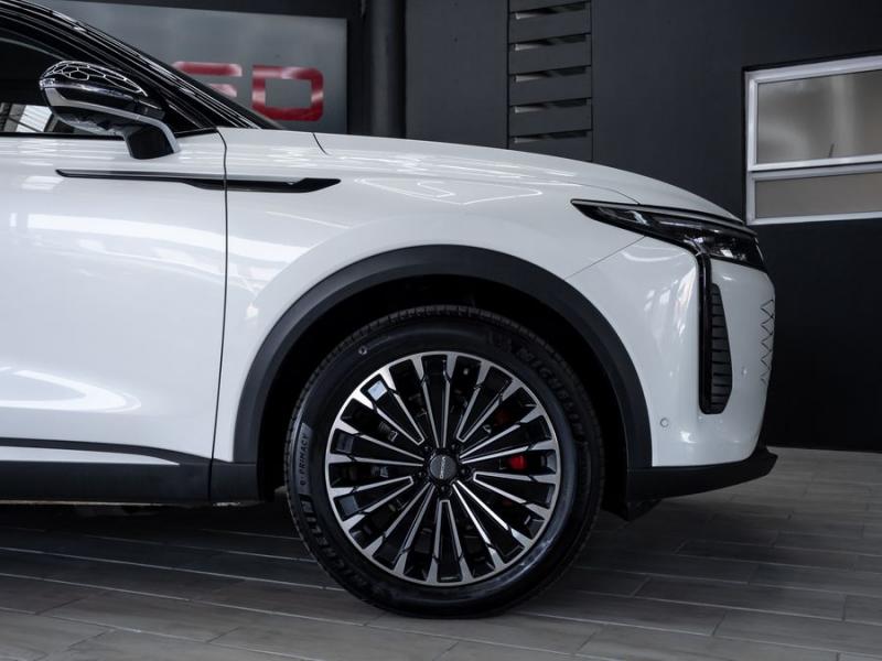 Omoda C9 C9 1.5T PHEV Explore AWD
