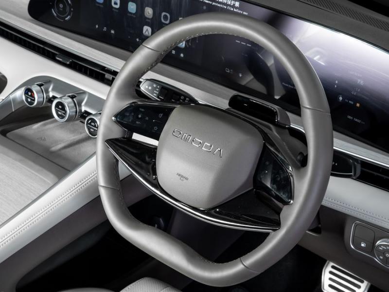 Omoda C9 C9 1.5T PHEV Explore AWD