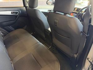 Suzuki Vitara Brezza 1.5 GLX - Image 13