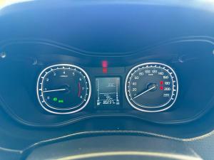 Suzuki Vitara Brezza 1.5 GLX - Image 16