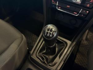 Suzuki Vitara Brezza 1.5 GLX - Image 20