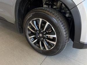 Suzuki Vitara Brezza 1.5 GLX - Image 9