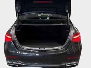 Mercedes-Benz C-Class C220d AMG Line - Image 10