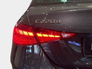 Mercedes-Benz C-Class C220d AMG Line - Image 17
