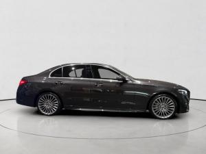 Mercedes-Benz C-Class C220d AMG Line - Image 4