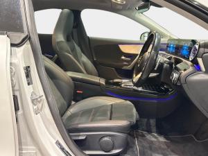 Mercedes-Benz CLA CLA220d AMG Line - Image 11