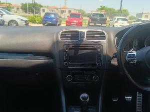 Volkswagen Golf GTI - Image 16