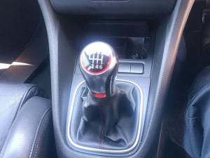 Volkswagen Golf GTI - Image 27