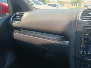Volkswagen Golf GTI - Image 29