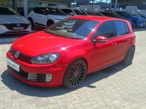 Volkswagen Golf GTI - Image 4