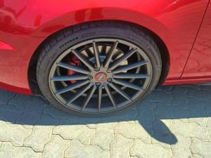 Volkswagen Golf GTI - Image 5