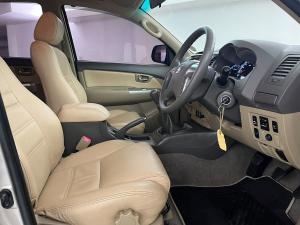 Toyota Fortuner 2.5D-4D - Image 15
