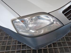 Nissan NP200 1.6i safety pack (aircon) - Image 15