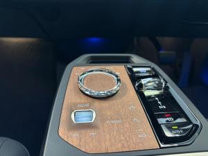 BMW iX xDrive50 - Image 12