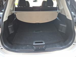 Nissan X-Trail 2.5 4x4 Acenta Tech - Image 17
