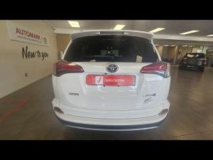 Toyota RAV4 2.0 GX auto - Image 5