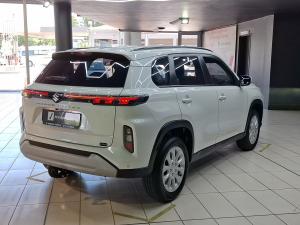 Suzuki Grand Vitara 1.5 GL manual - Image 2