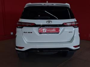 Toyota Fortuner 2.4GD-6 4x4 - Image 5