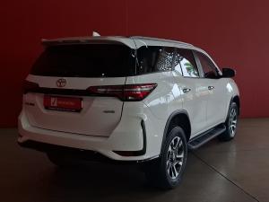 Toyota Fortuner 2.4GD-6 4x4 - Image 2