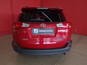 Toyota RAV4 2.2D-4D AWD VX - Image 5