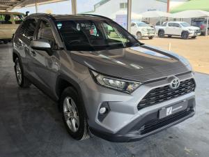 Toyota RAV4 2.0 GX auto - Image 1