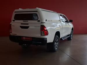 Toyota Hilux 2.4GD-6 Xtra cab Raider auto - Image 2