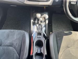 Toyota Corolla hatch 1.8 HEV XR - Image 12