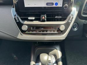 Toyota Corolla hatch 1.8 HEV XR - Image 15