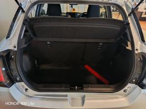 Suzuki Swift 1.2 GL+ auto - Image 6