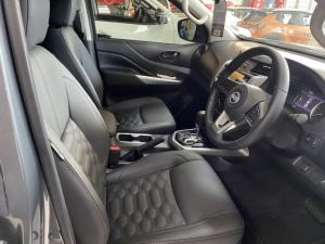 Nissan Navara 2.5DDTi double cab Stealth - Image 5