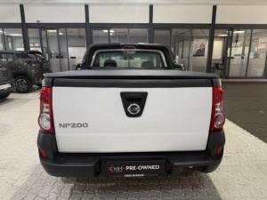 Nissan NP200 1.6i safety pack (aircon) - Image 4