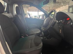 Nissan NP200 1.6i safety pack (aircon) - Image 5