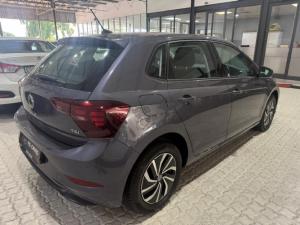 Volkswagen Polo hatch 1.0TSI Life auto - Image 3