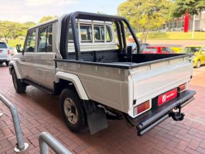Toyota Land Cruiser 79 4.2D double cab - Image 6