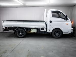 Hyundai H-100 Bakkie 2.6D deck (aircon) - Image 11
