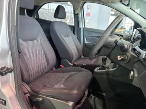 Ford Figo hatch 1.5 Titanium - Image 12