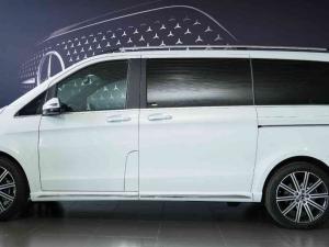 Mercedes-Benz V-Class V300d Exclusive - Image 2
