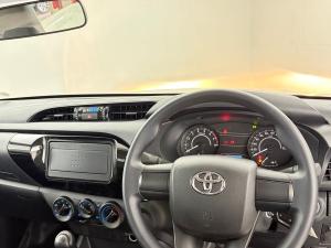 Toyota Hilux 2.0 single cab S (aircon) - Image 15