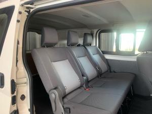 Toyota Quantum 2.8 LWB crew cab auto - Image 5