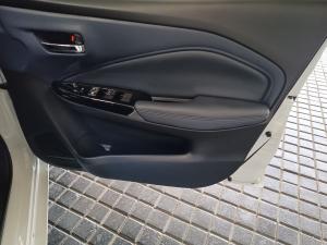 Suzuki Baleno 1.5 GLX auto - Image 12